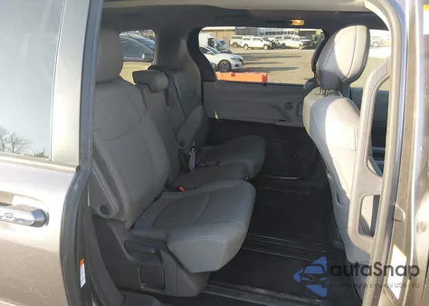 2021 Toyota Sienna Xle z USA, uszkodzony, nr VIN 5TDYRKEC7MS059895